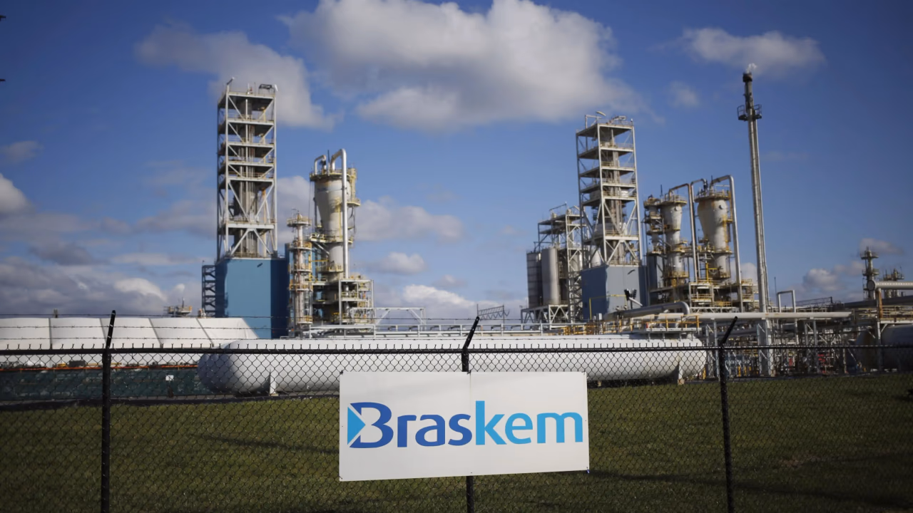 Braskem sob pressão: o que sustenta a tese de crise na petroquímica